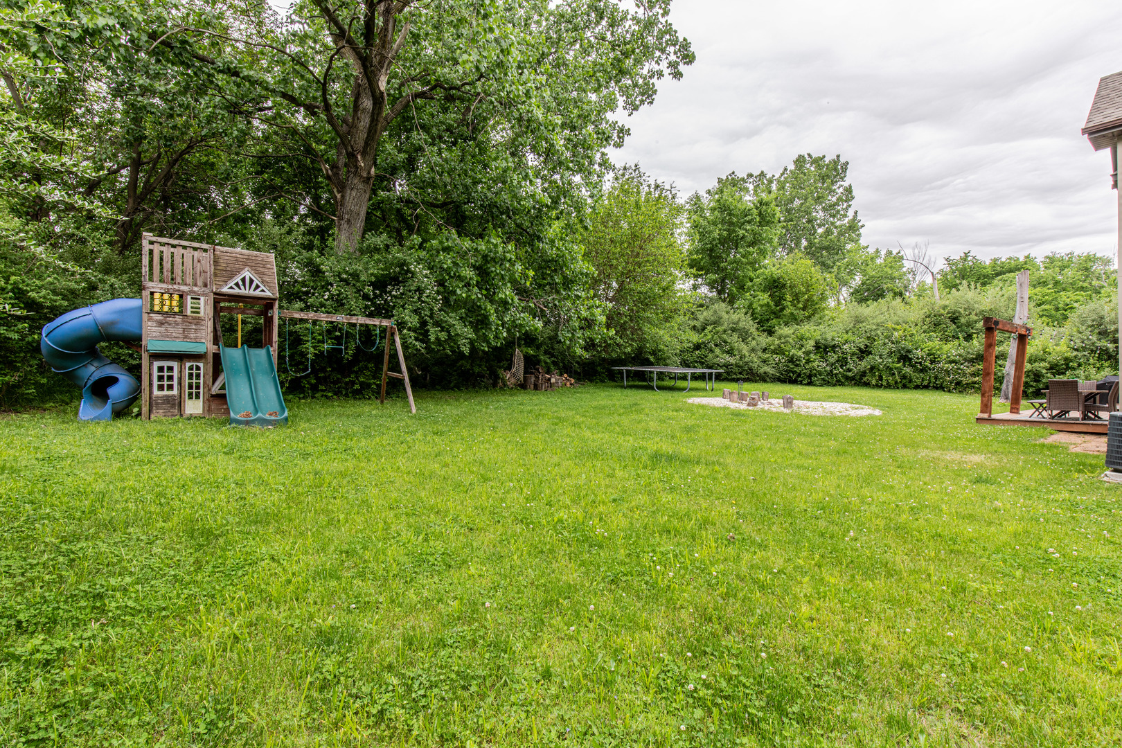 8 Birch Drive