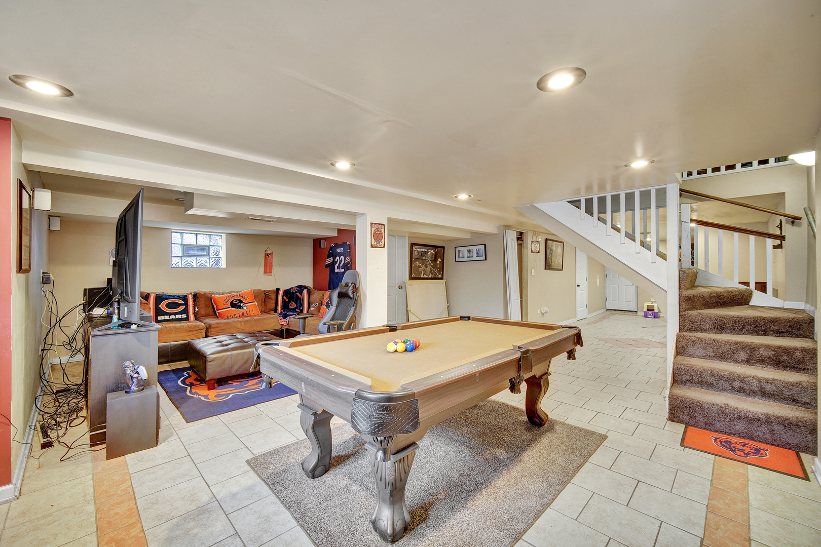 7139 S KEDZIE Avenue