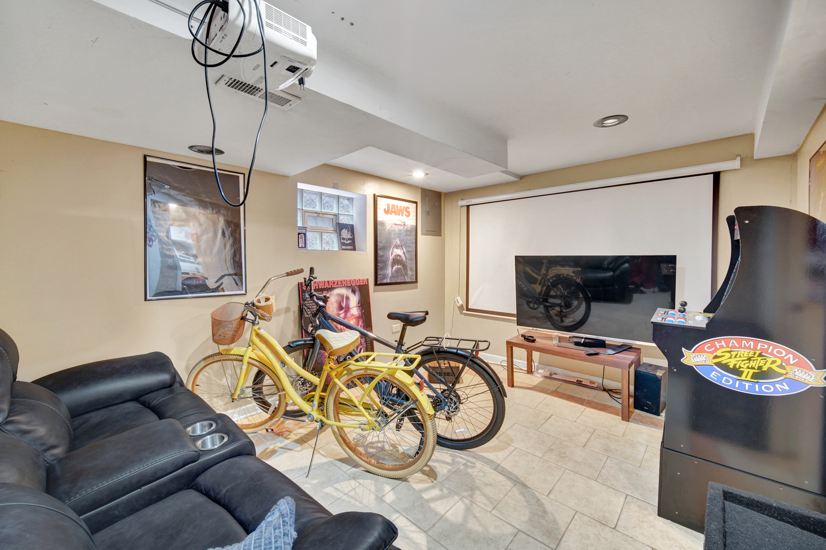 7139 S KEDZIE Avenue