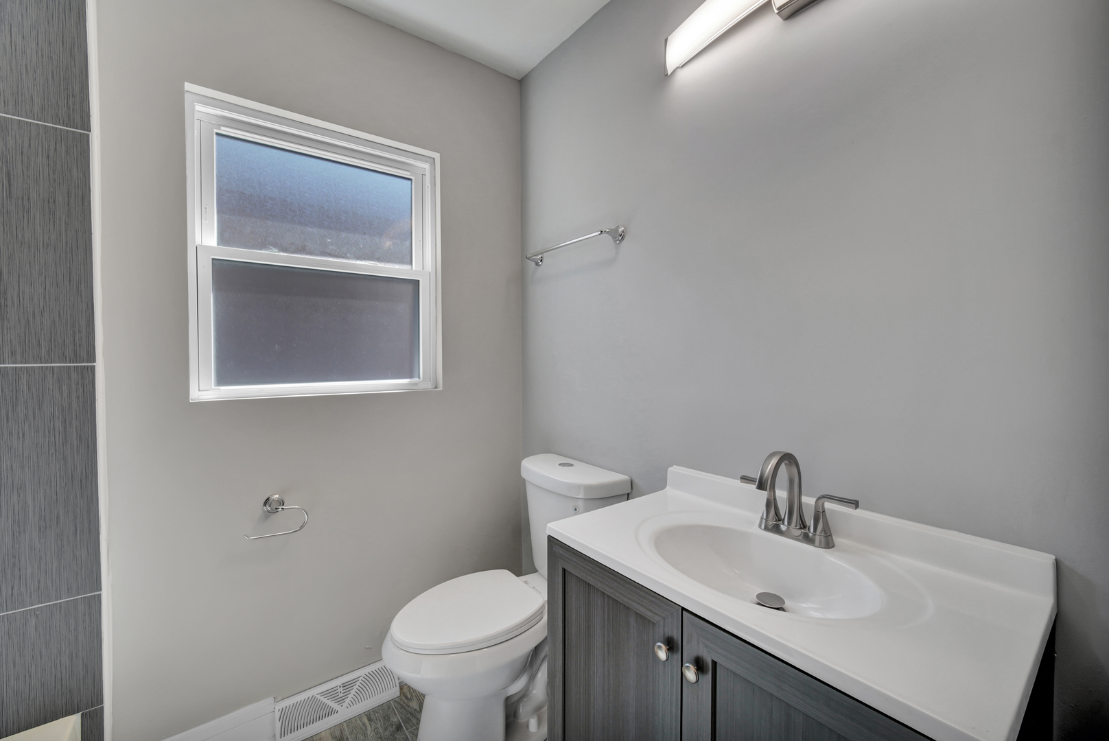 12423 S Normal Avenue