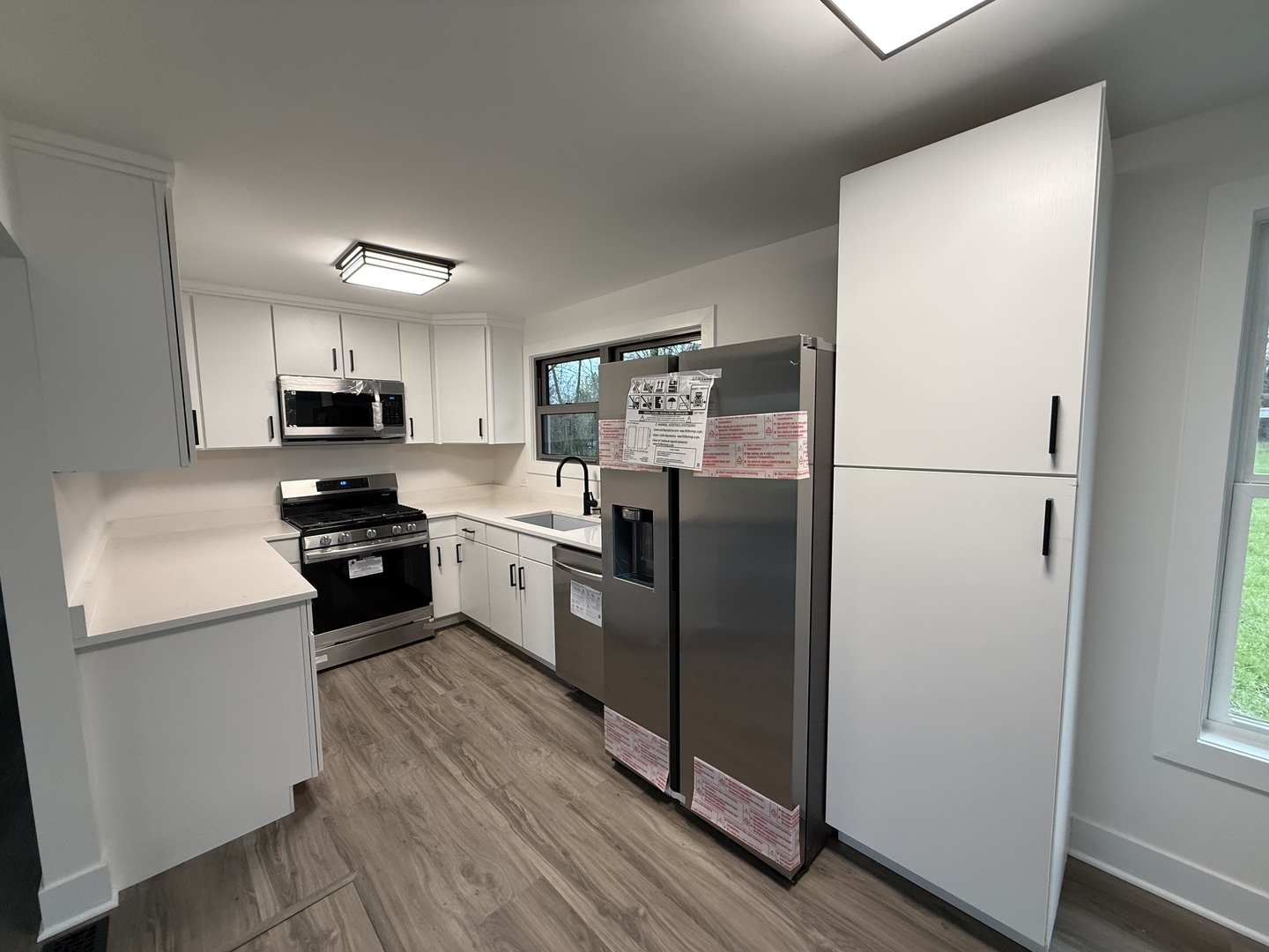 8418 MEADOWBROOK Drive