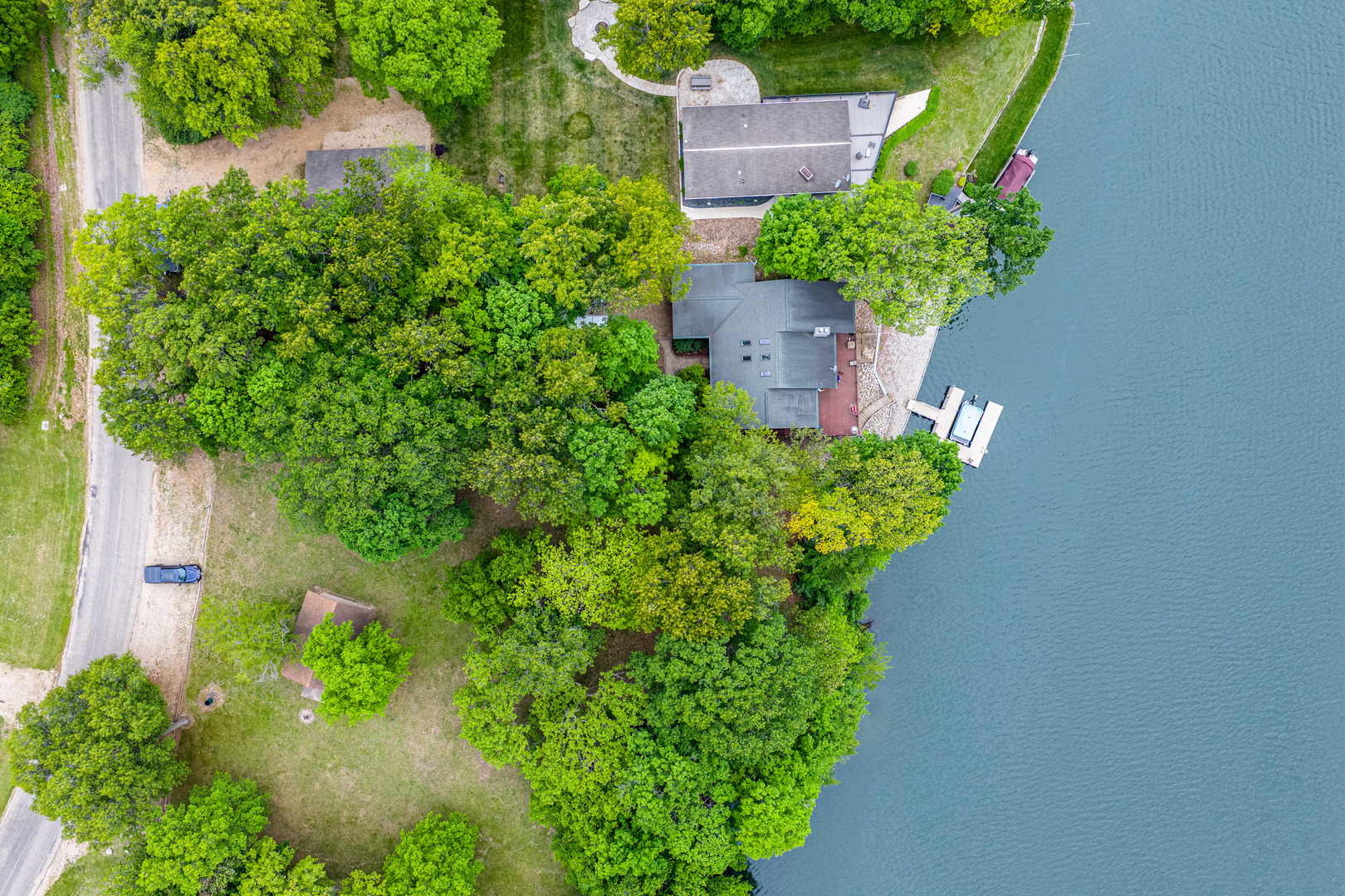 183 Lake Thunderbird Drive