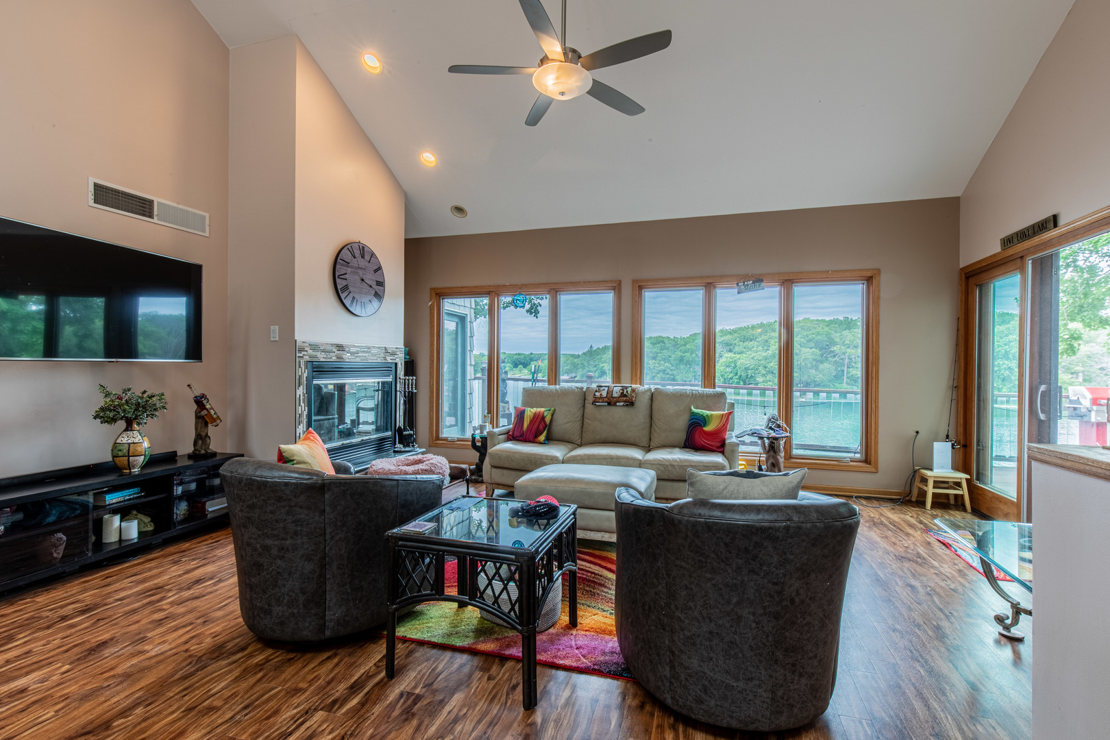 183 Lake Thunderbird Drive