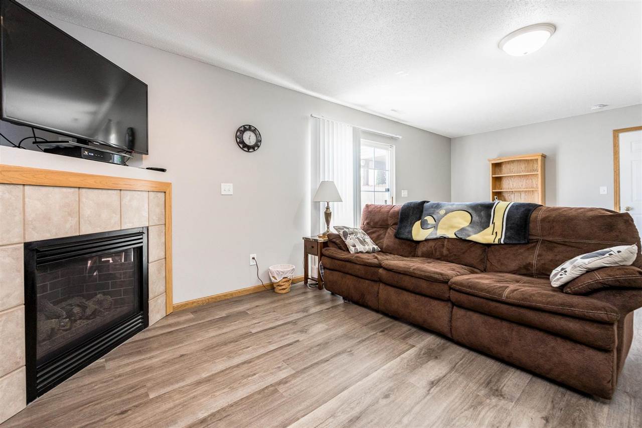 1363 Langenberg Ave