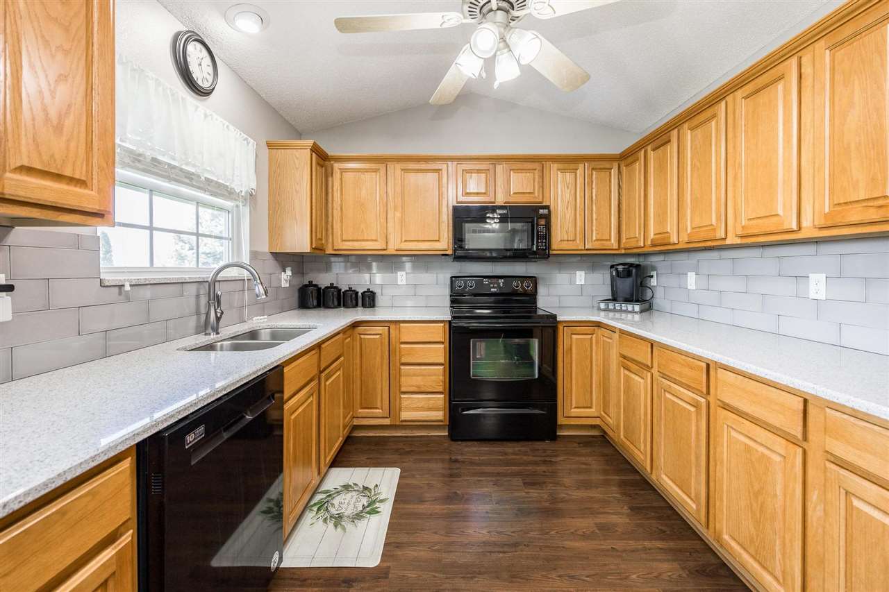 1363 Langenberg Ave