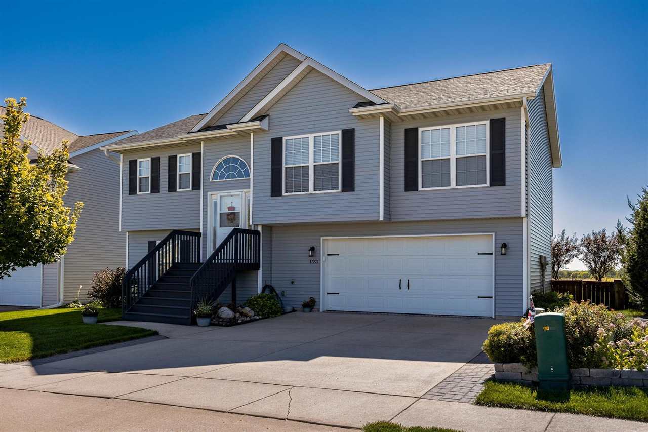 1363 Langenberg Ave