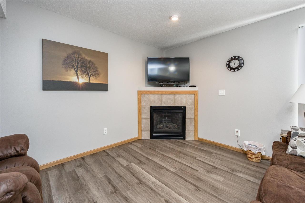 1363 Langenberg Ave
