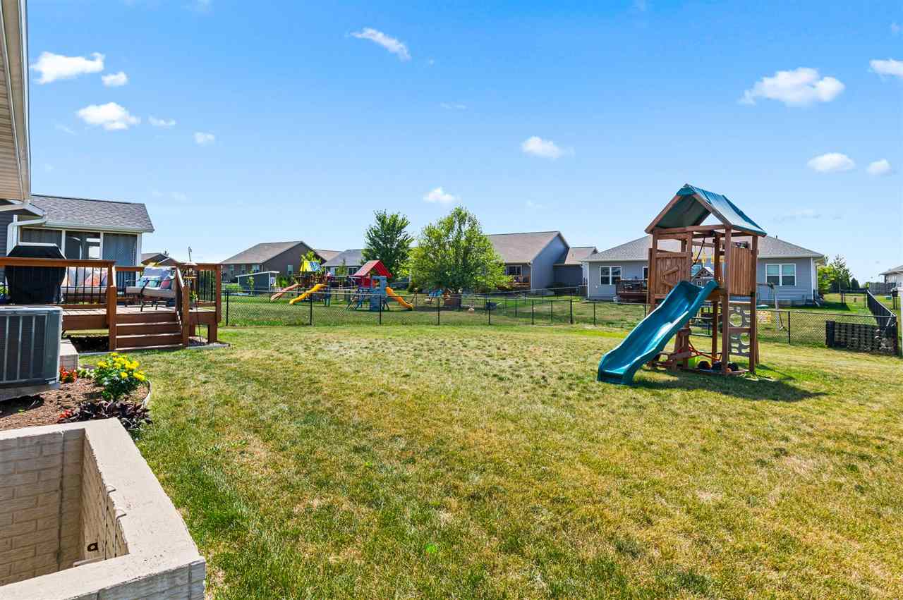 725 Pace Ct