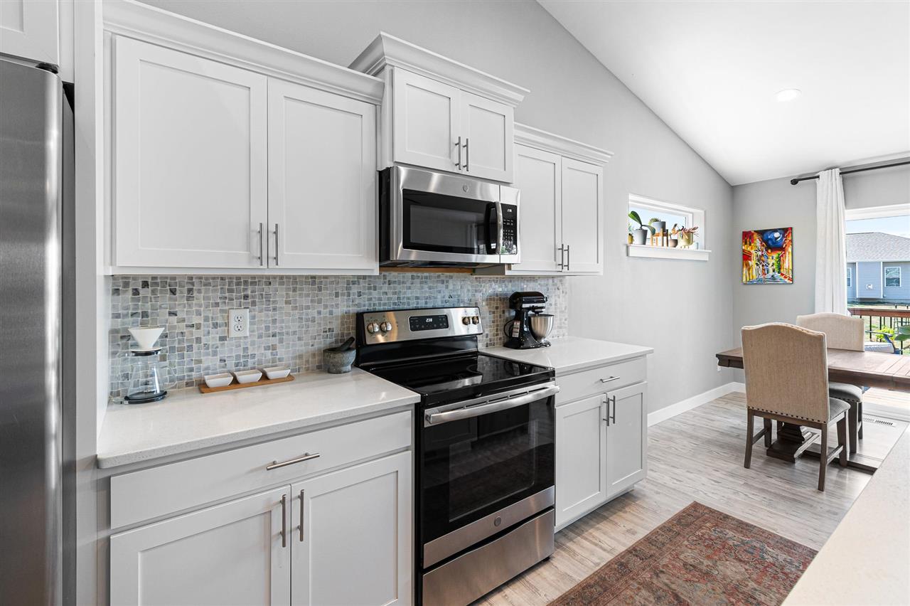 725 Pace Ct