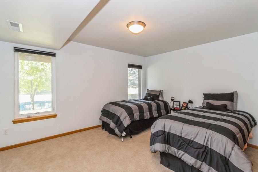 83 Notting Hill Ln