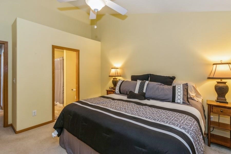 83 Notting Hill Ln