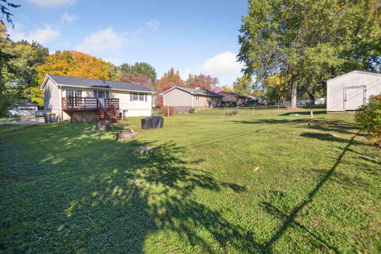 2222 Russell Dr