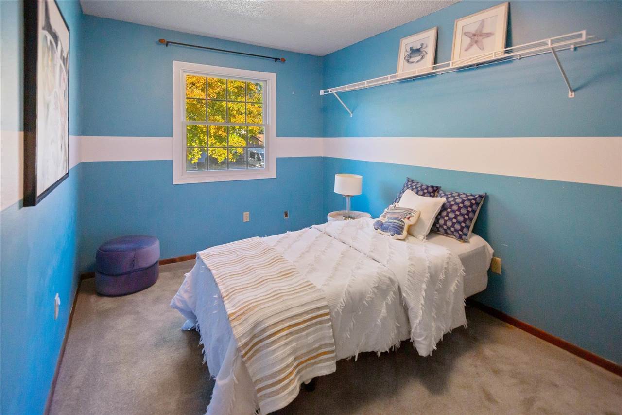 2222 Russell Dr