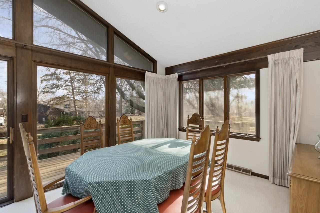 40 Arbury Dr