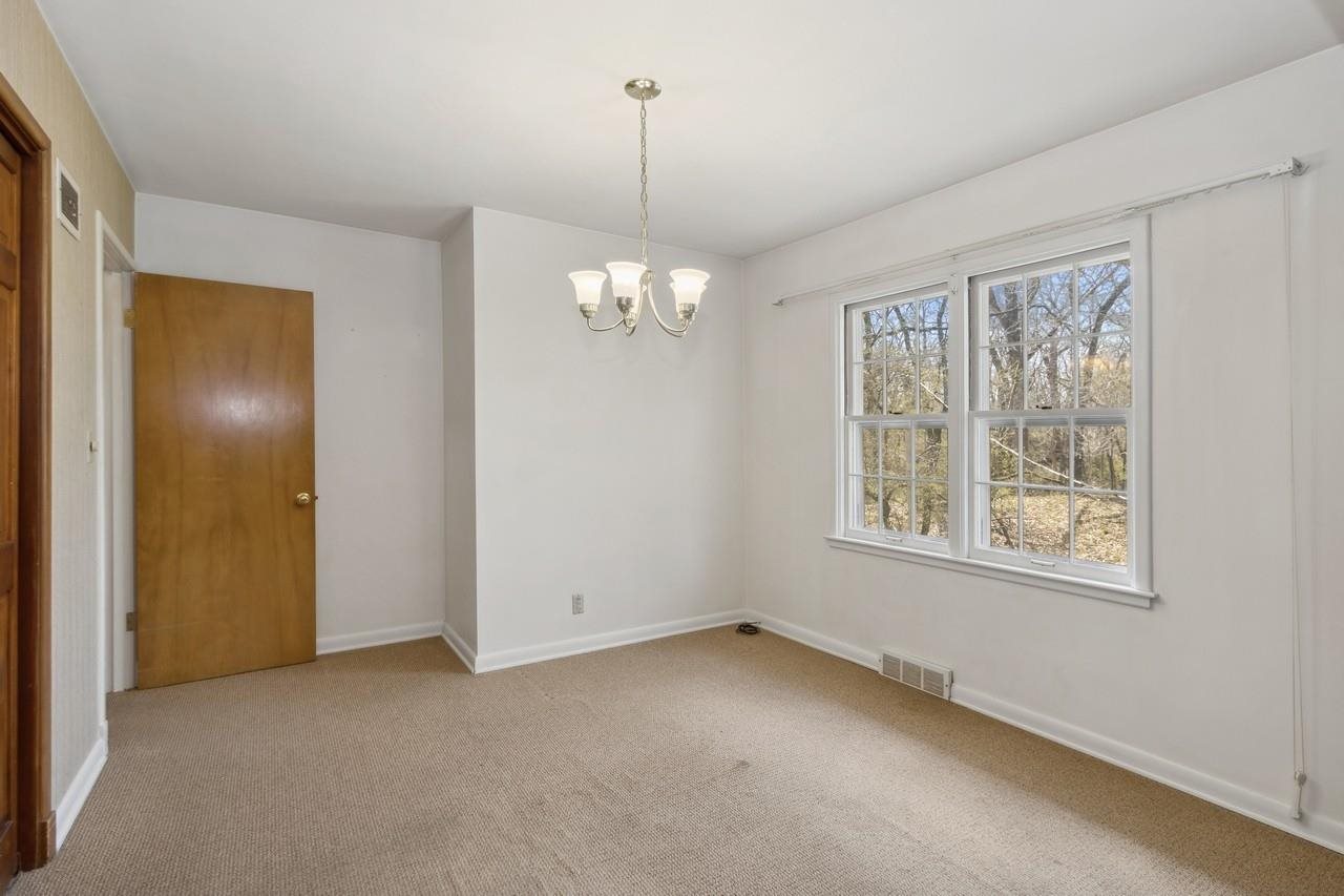221 Magowan Ave