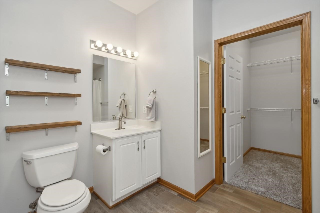 1759 Louis Pl