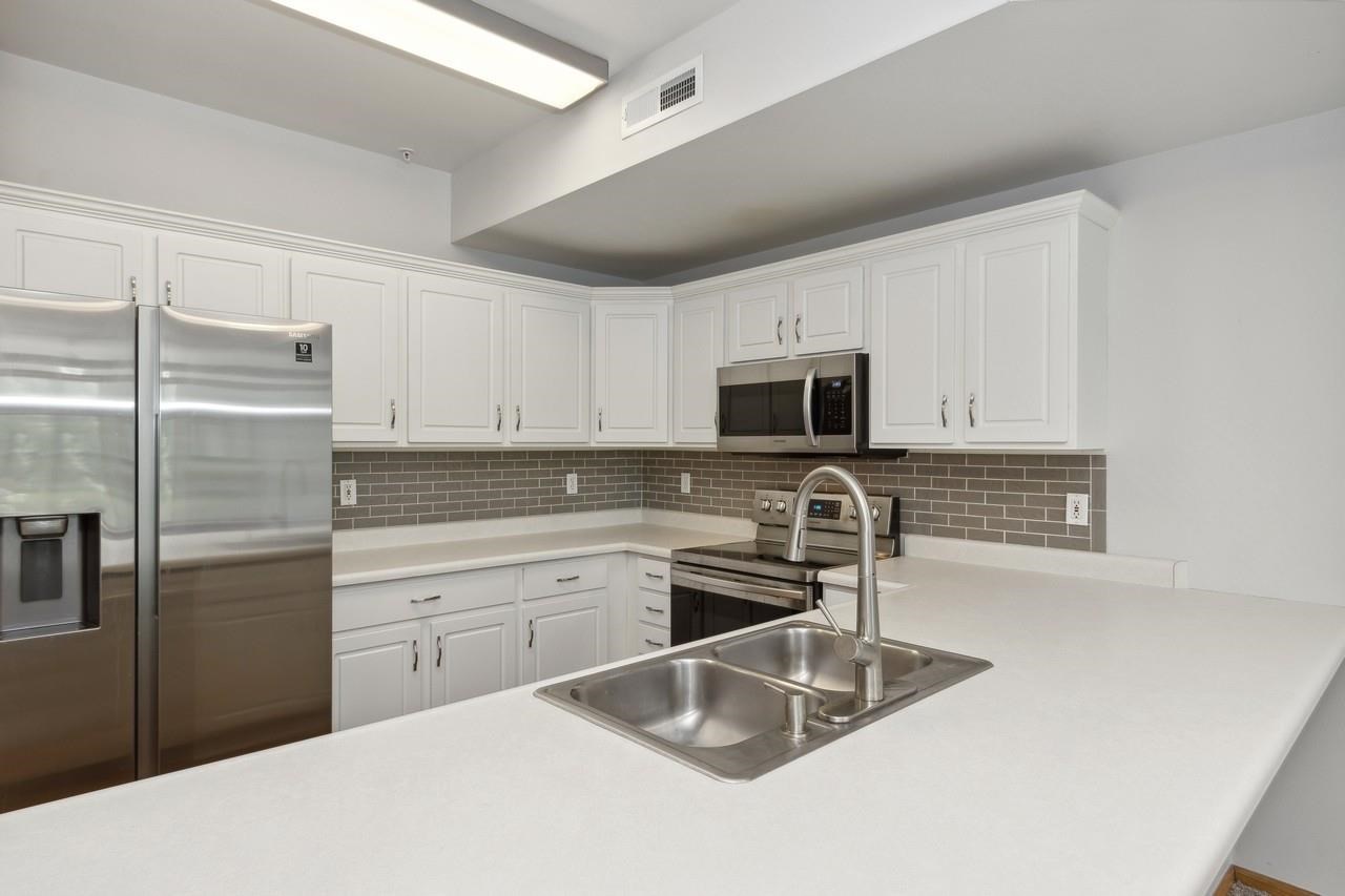 1759 Louis Pl