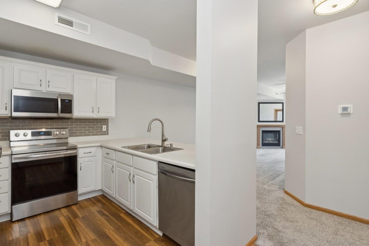 1759 Louis Pl