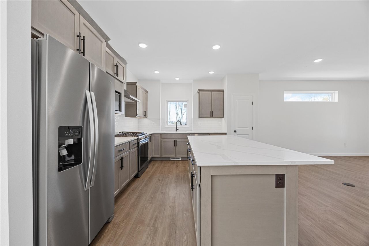 354 Cherry Ave