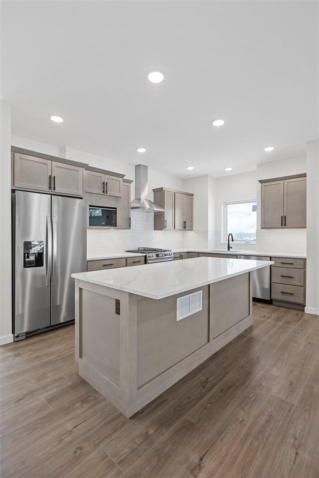 354 Cherry Ave