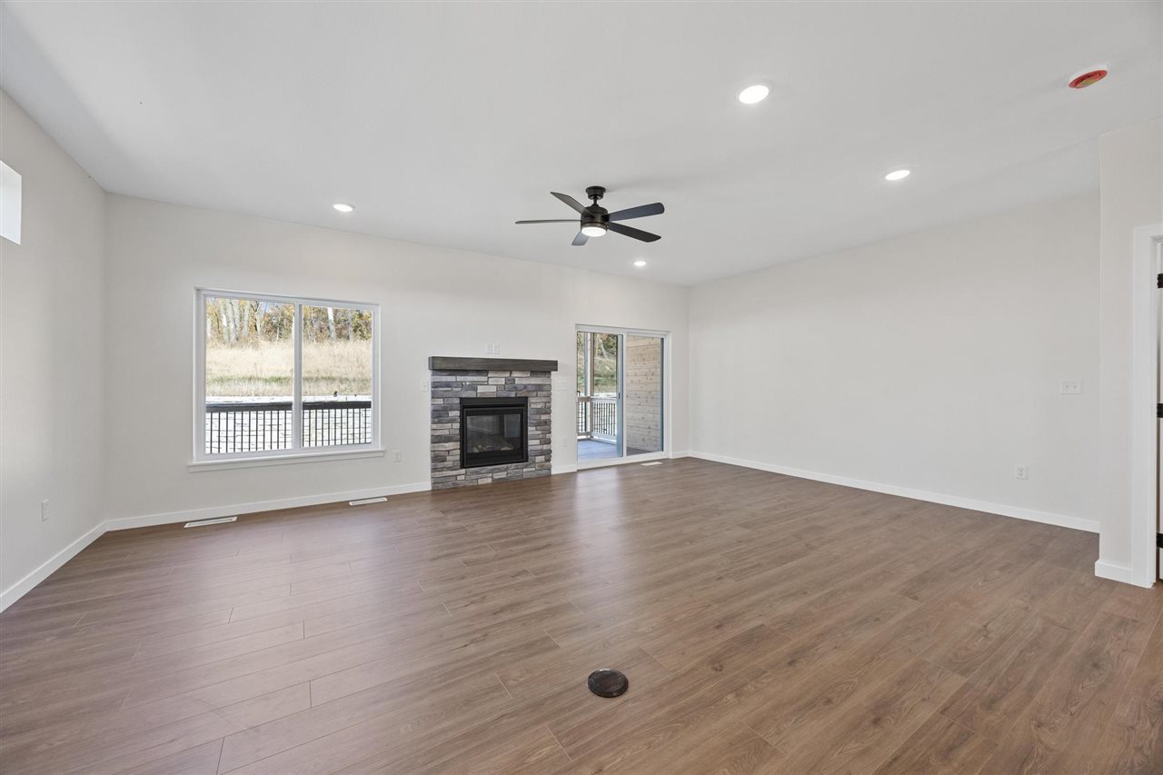 354 Cherry Ave