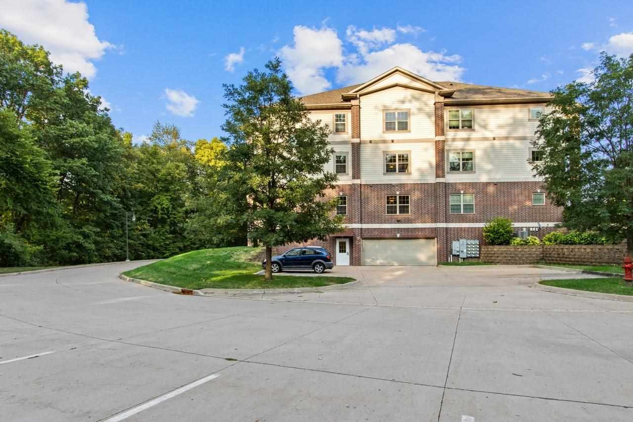 864 Foster Rd
