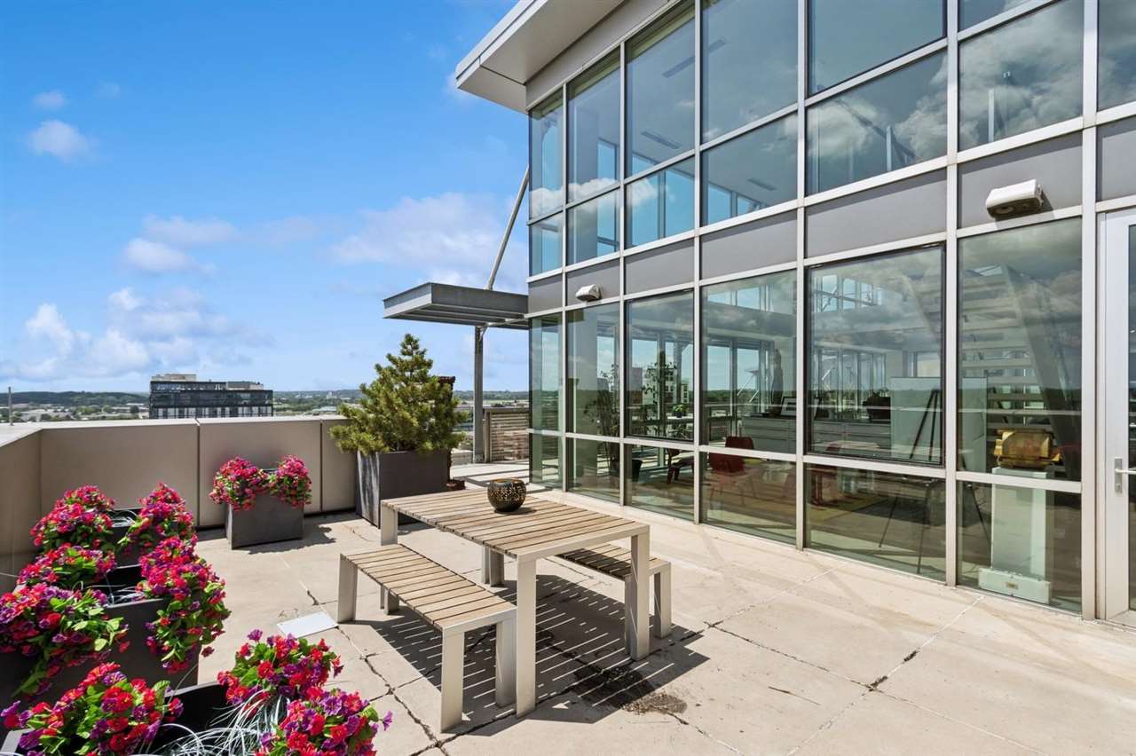 221 E College St Unit: Nos. 1301 +1302