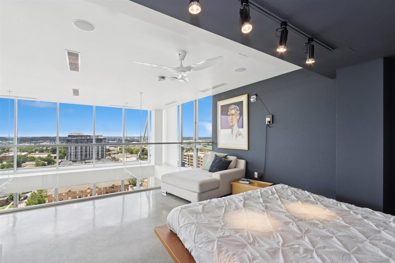 221 E College St Unit: Nos. 1301 +1302