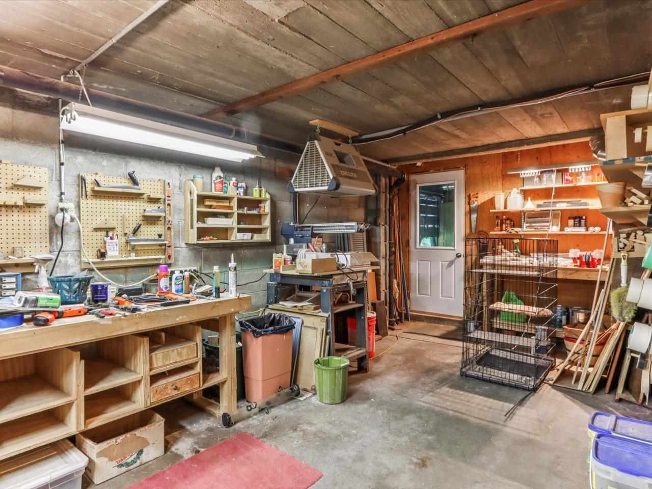 215 Sunset St