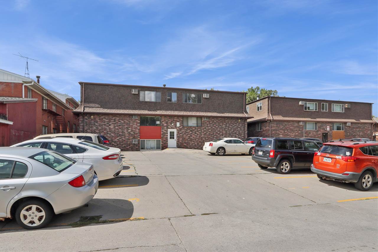 632 S Dodge Street Unit: 1-11