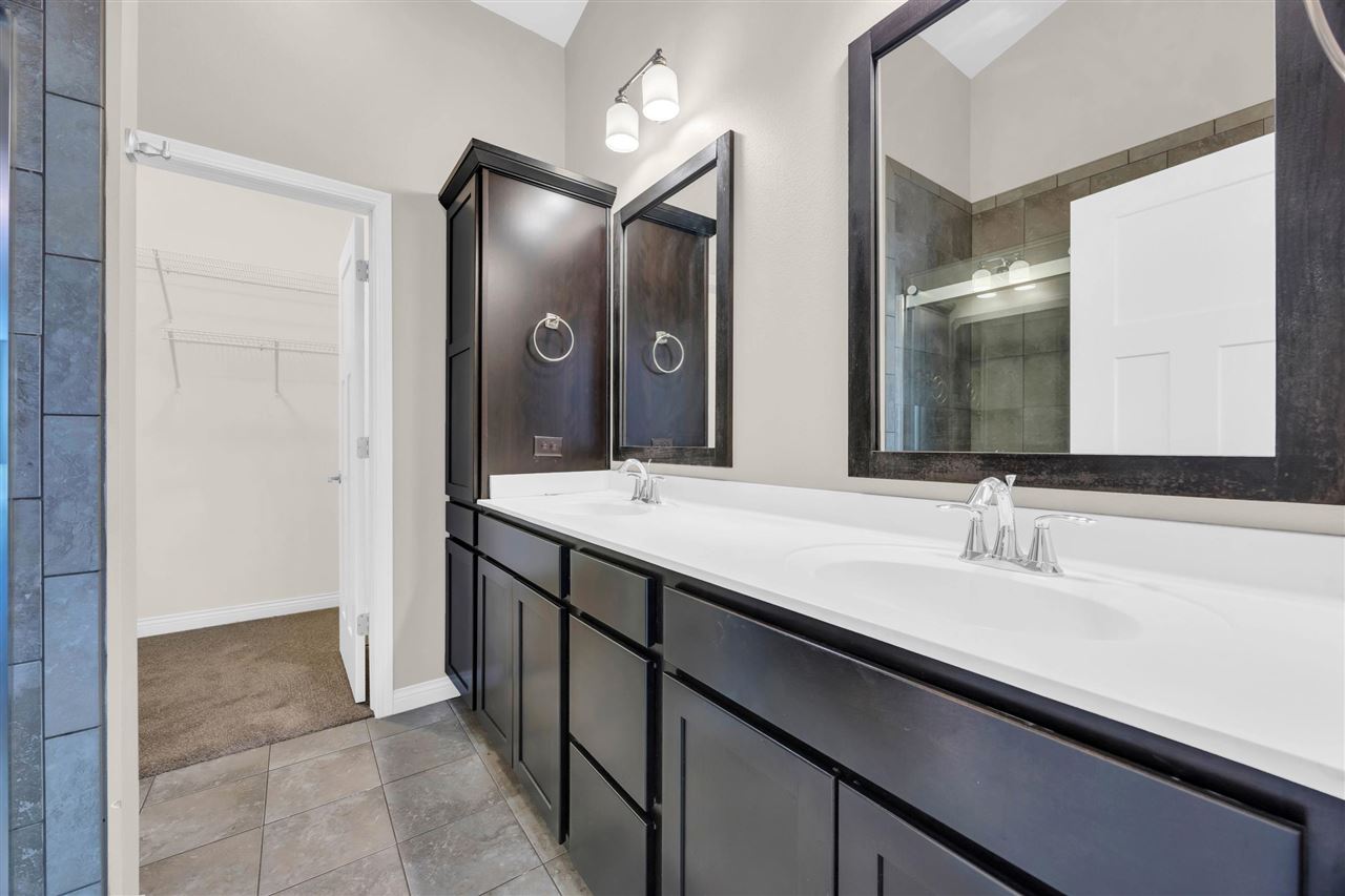 440 3rd Ave Apt 4