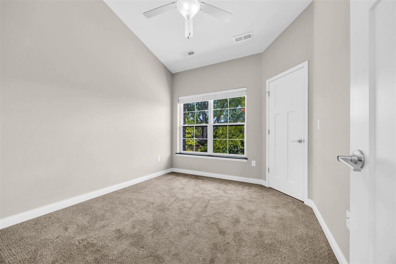 440 3rd Ave Apt 4