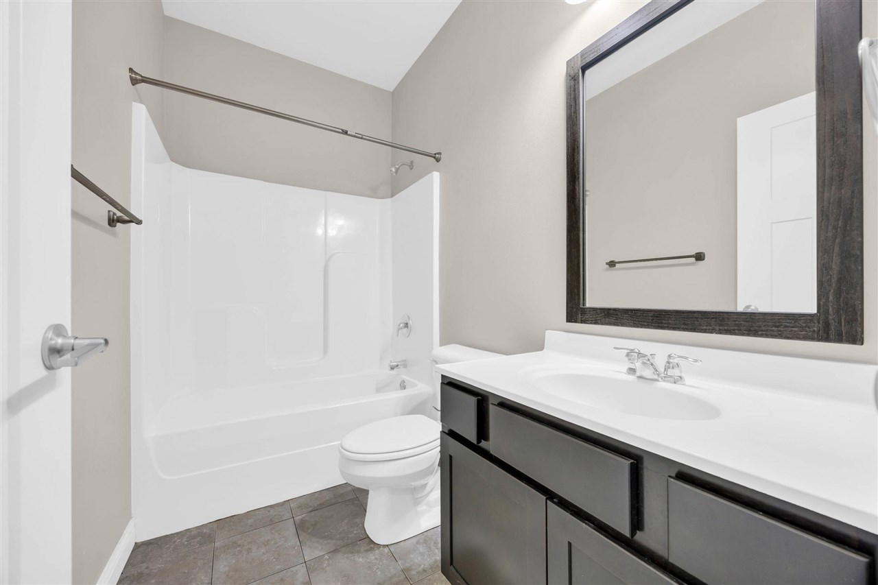 440 3rd Ave Apt 4