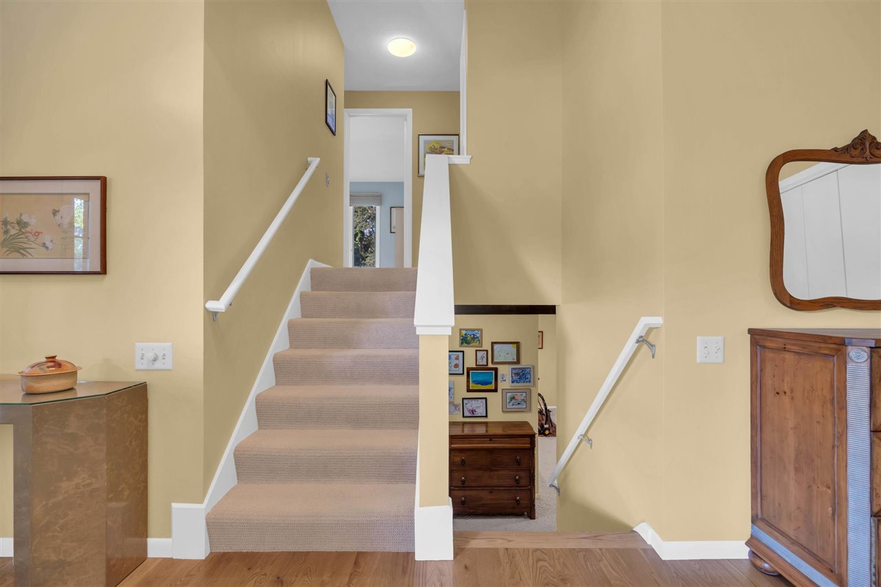 1950 Calvin Ave