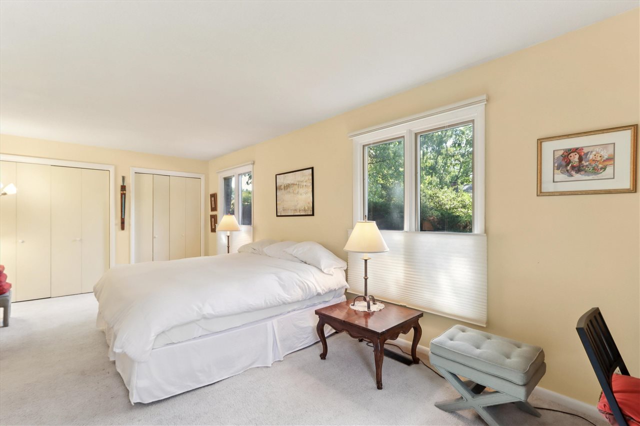 1950 Calvin Ave