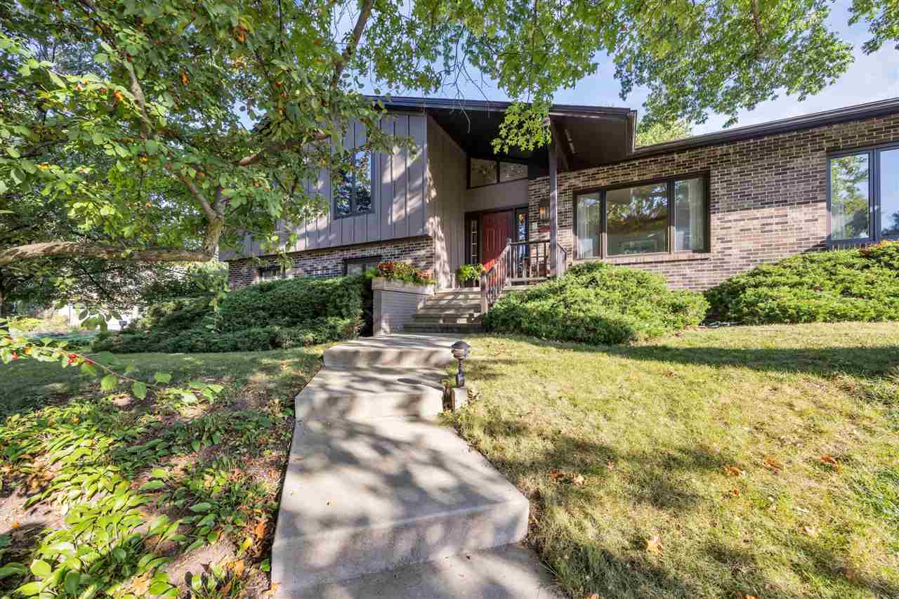 1950 Calvin Ave