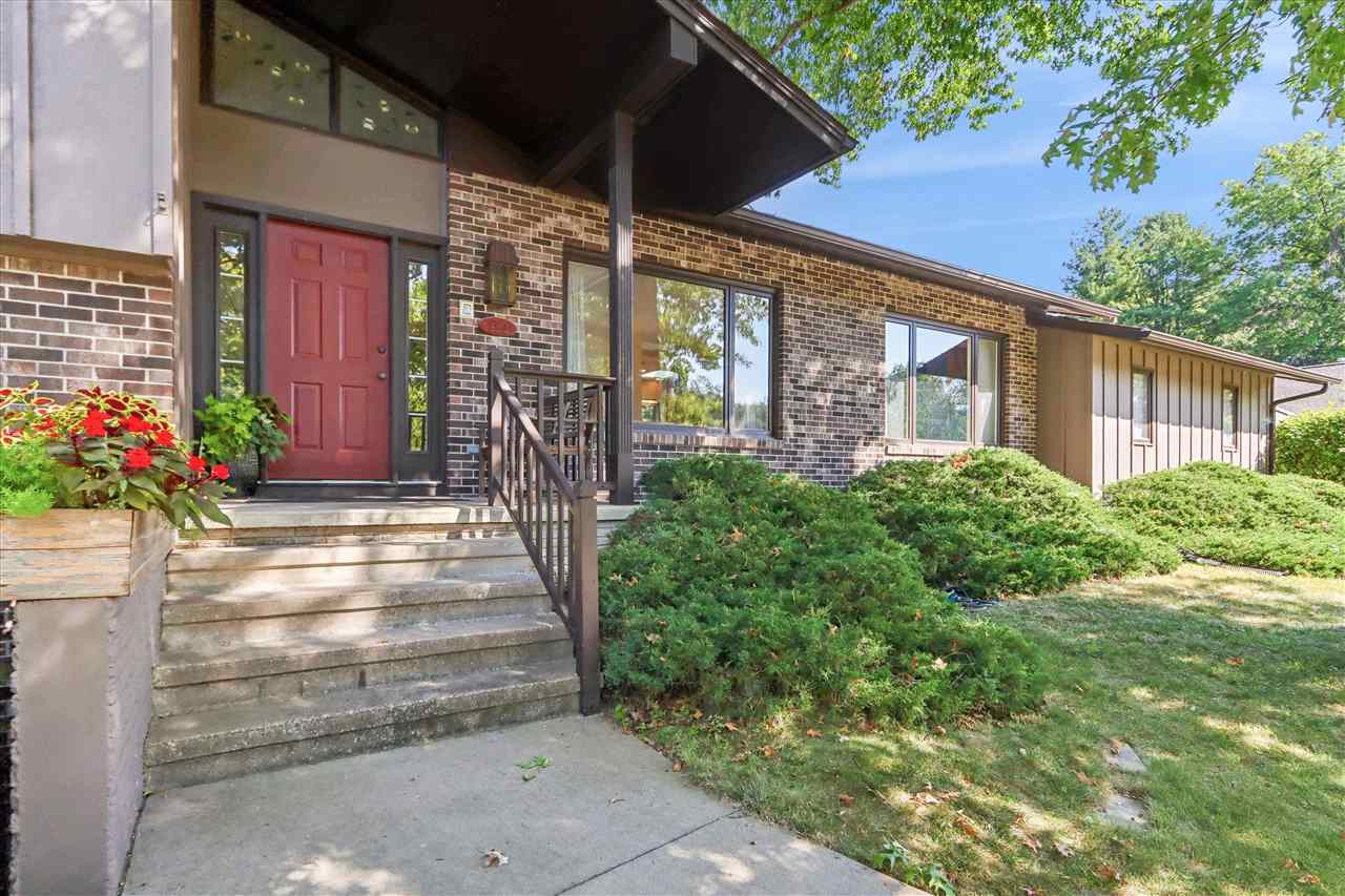 1950 Calvin Ave