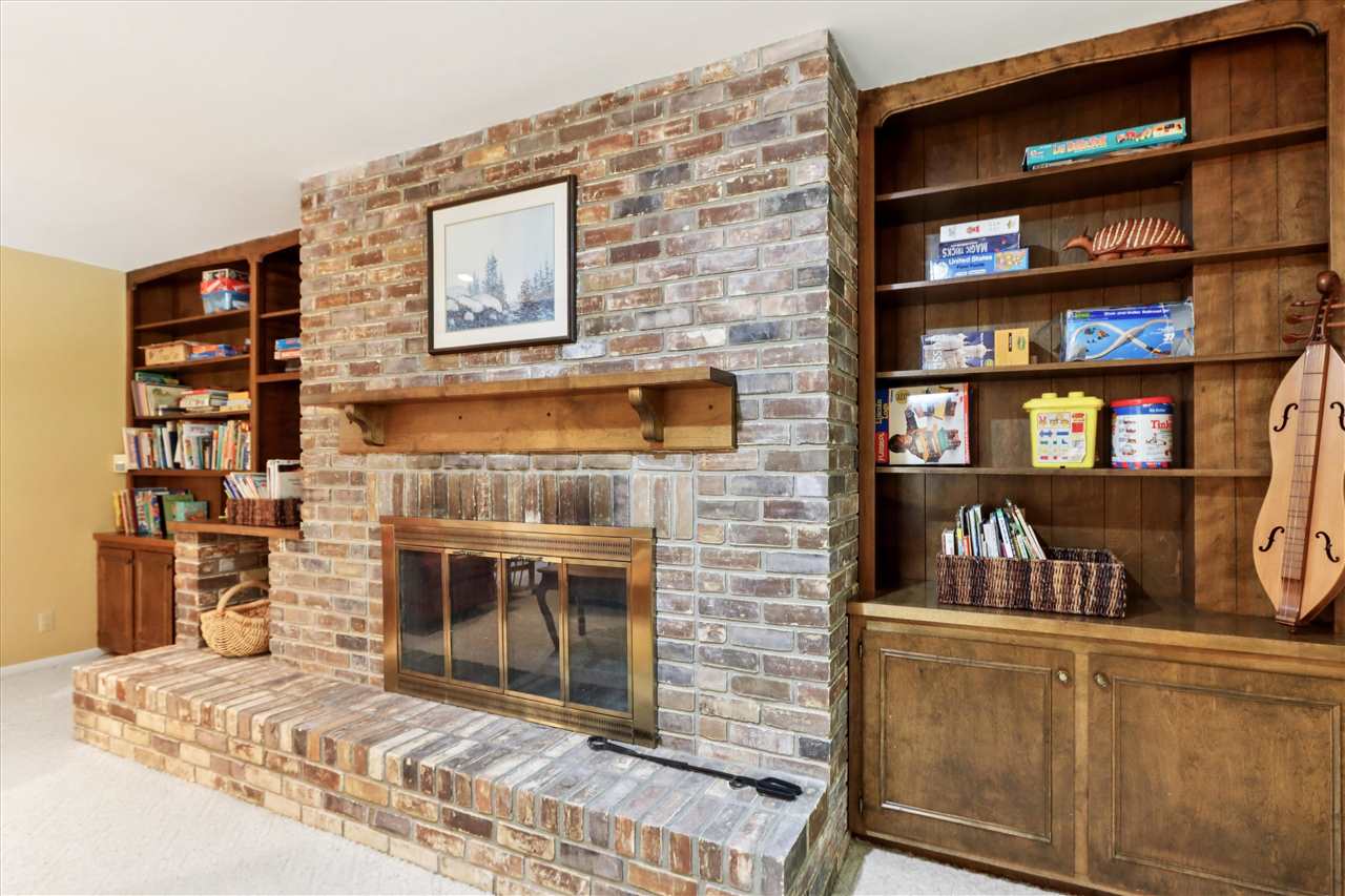 1950 Calvin Ave