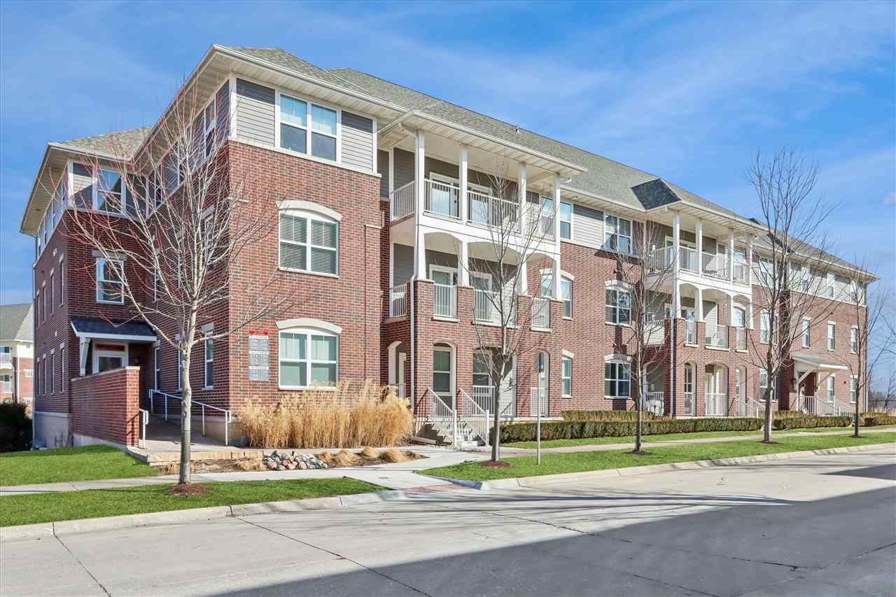 2194 Willenbrock Cir.