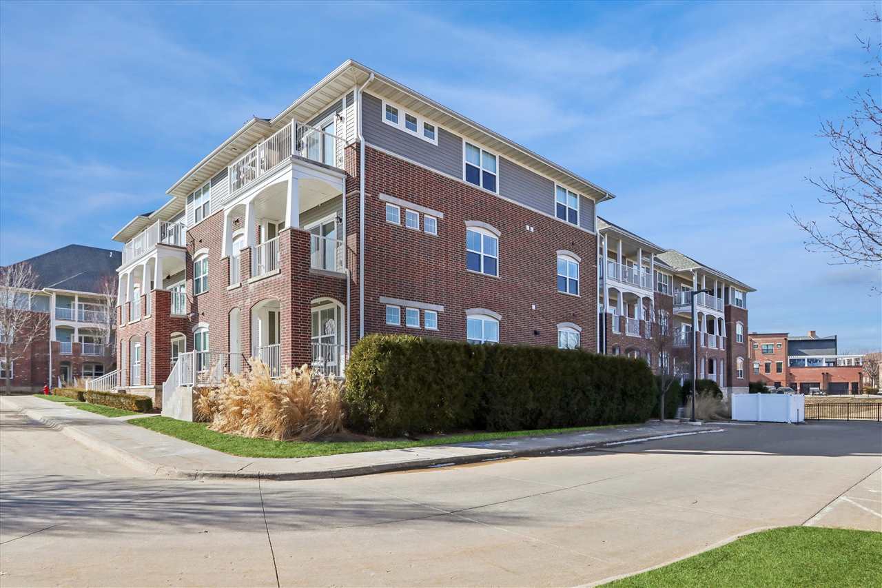 2194 Willenbrock Cir.