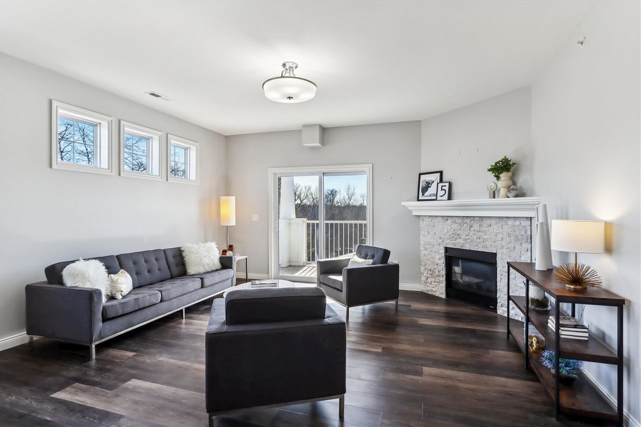 2176 Willenbrock Cir