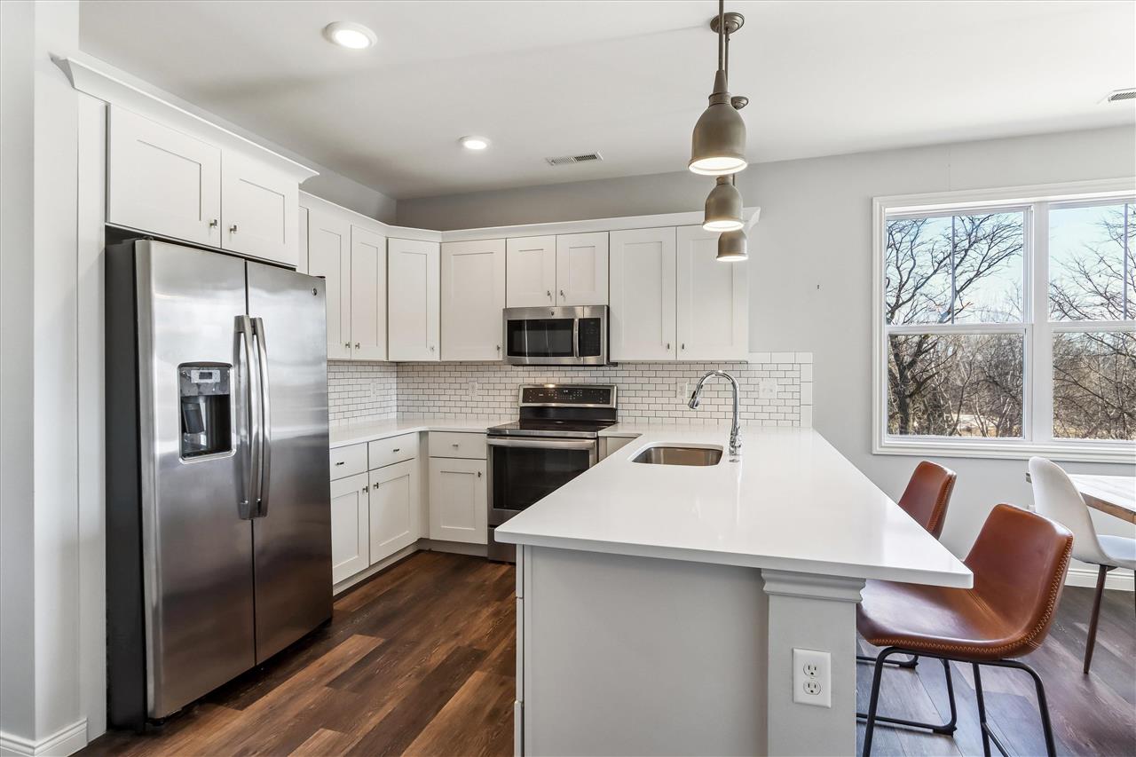 2176 Willenbrock Cir