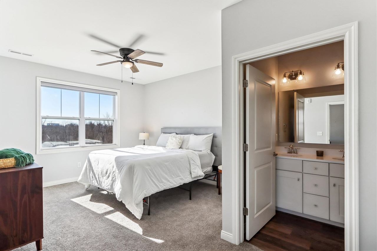 2176 Willenbrock Cir