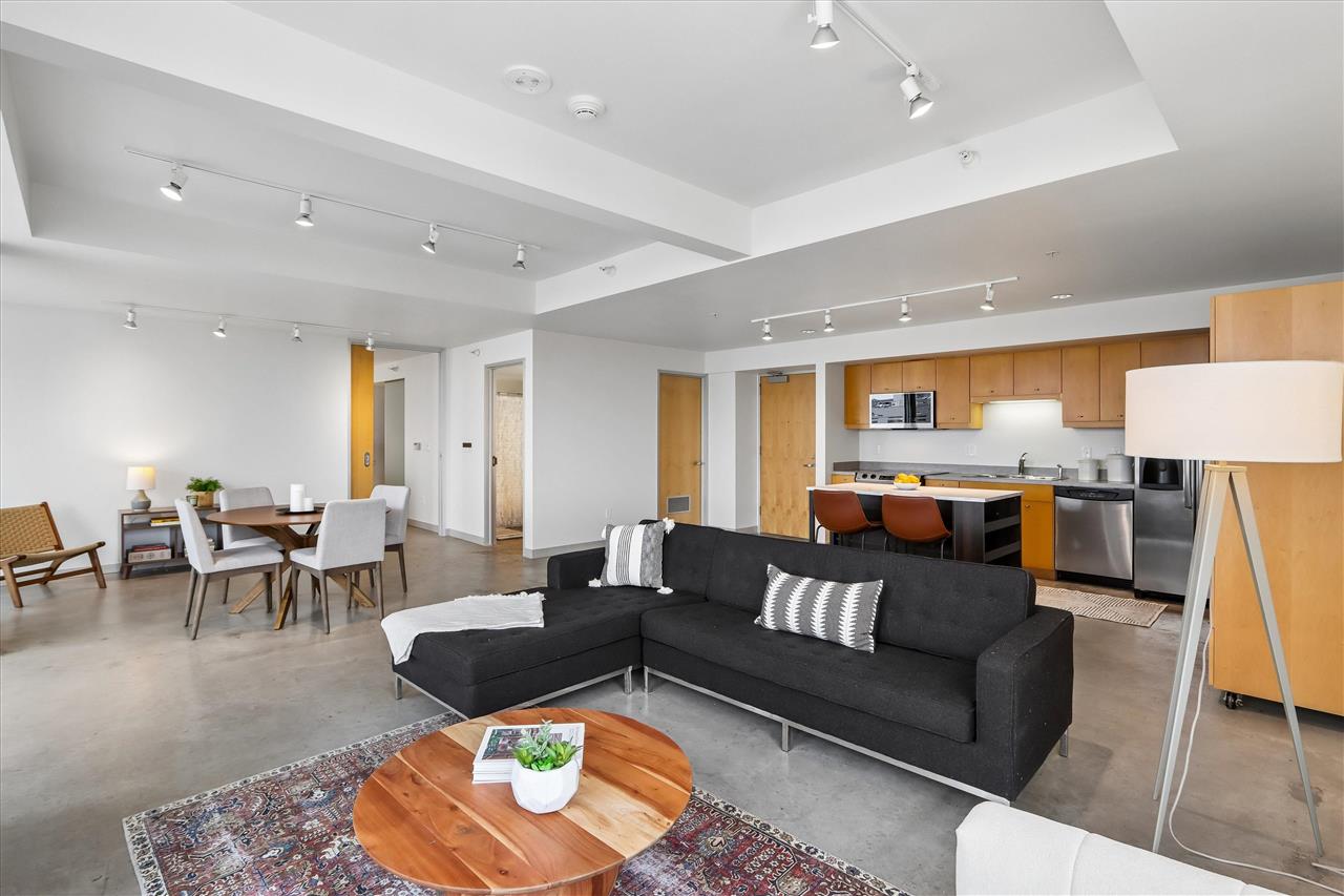 221 E College St Unit: 801