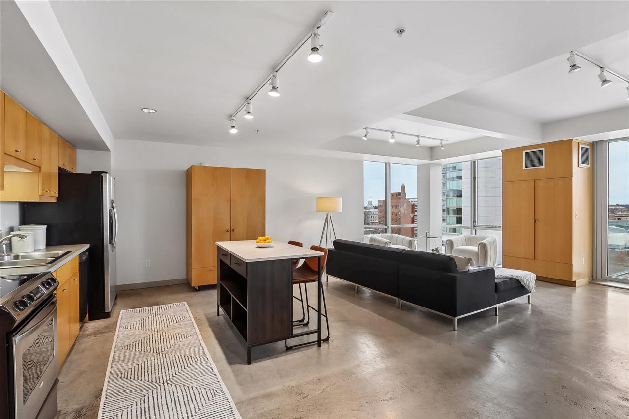 221 E College St Unit: 801