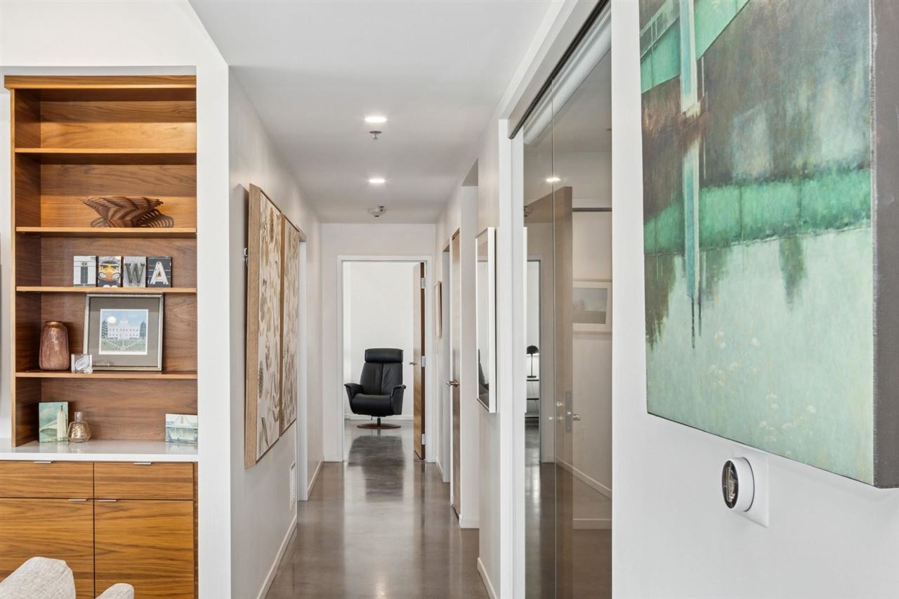 404 E College St Unit: No. 1101 + 1102