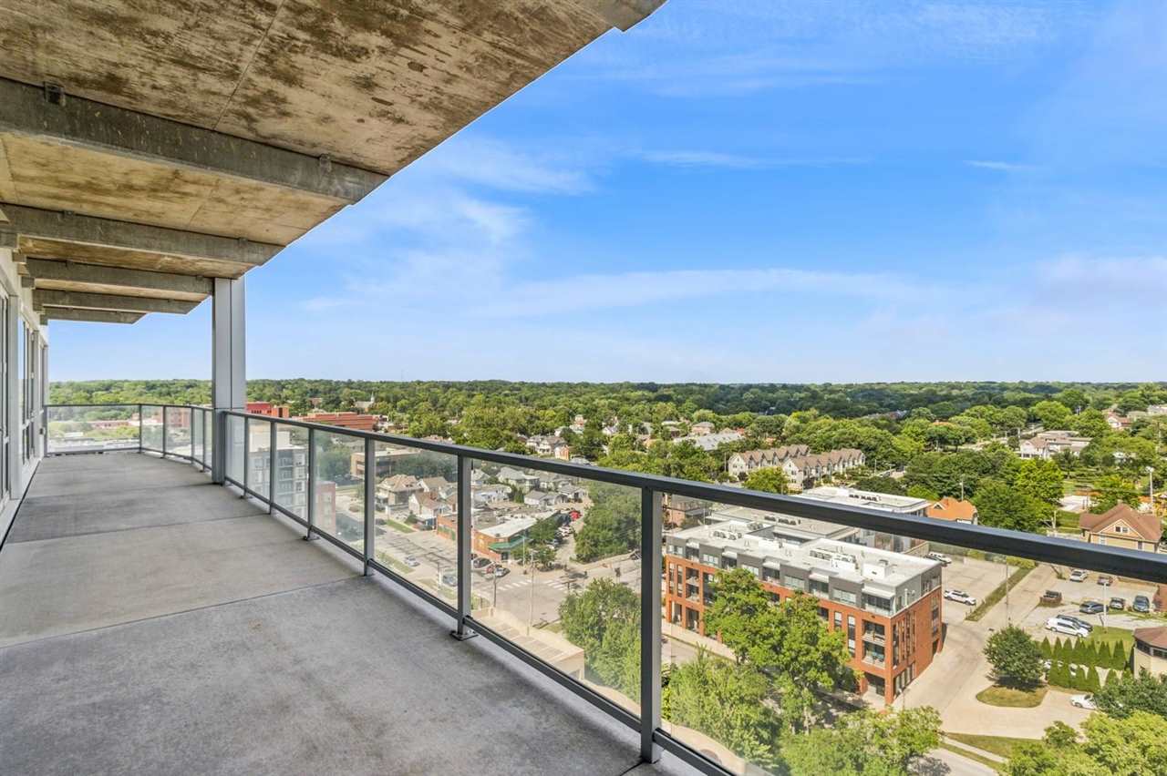 404 E College St Unit: No. 1101 + 1102