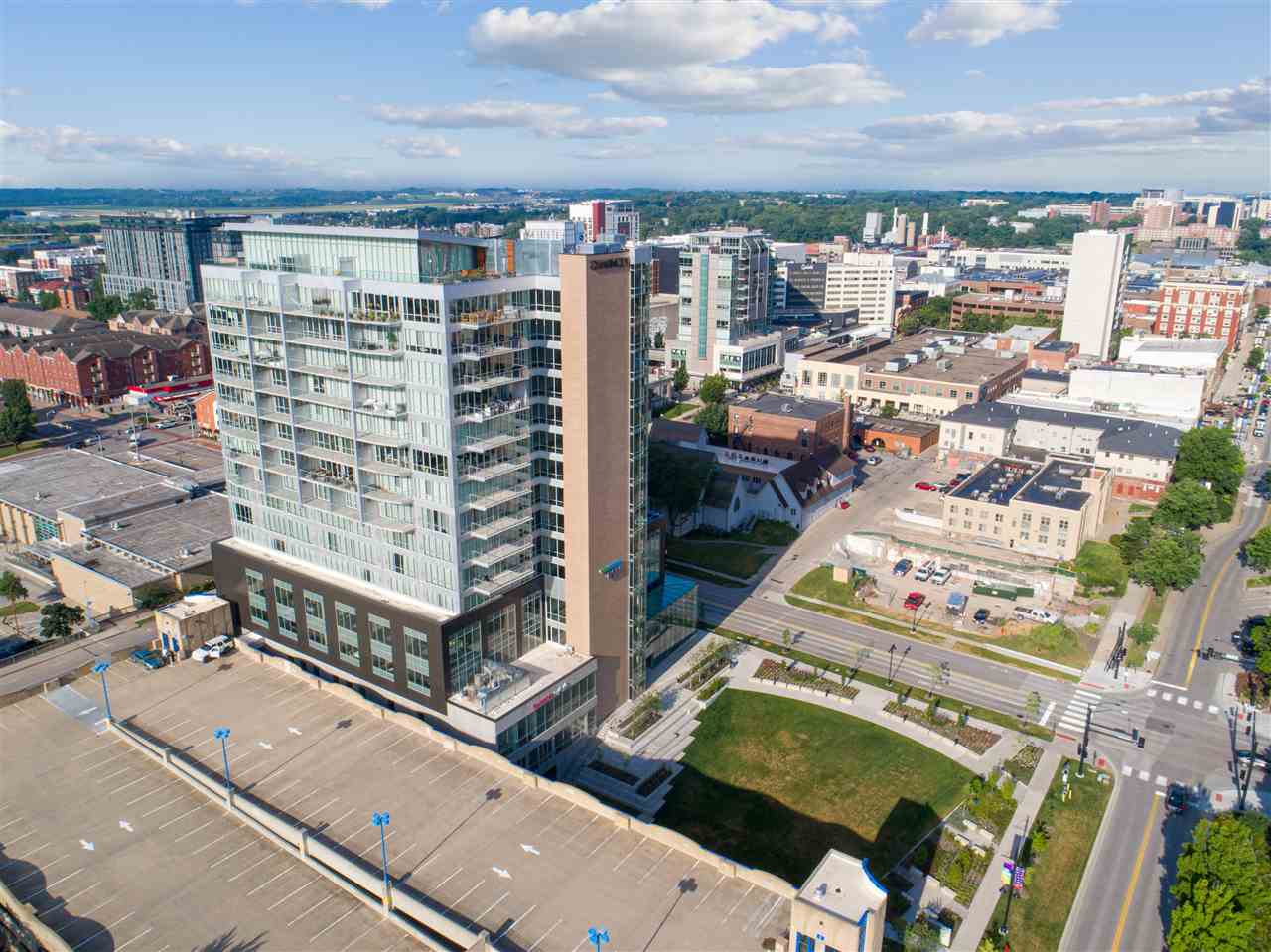 404 E College St Unit: No. 1101 + 1102