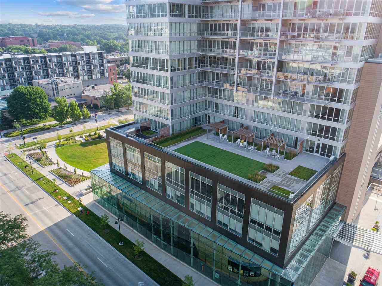 404 E College St Unit: No. 1101 + 1102