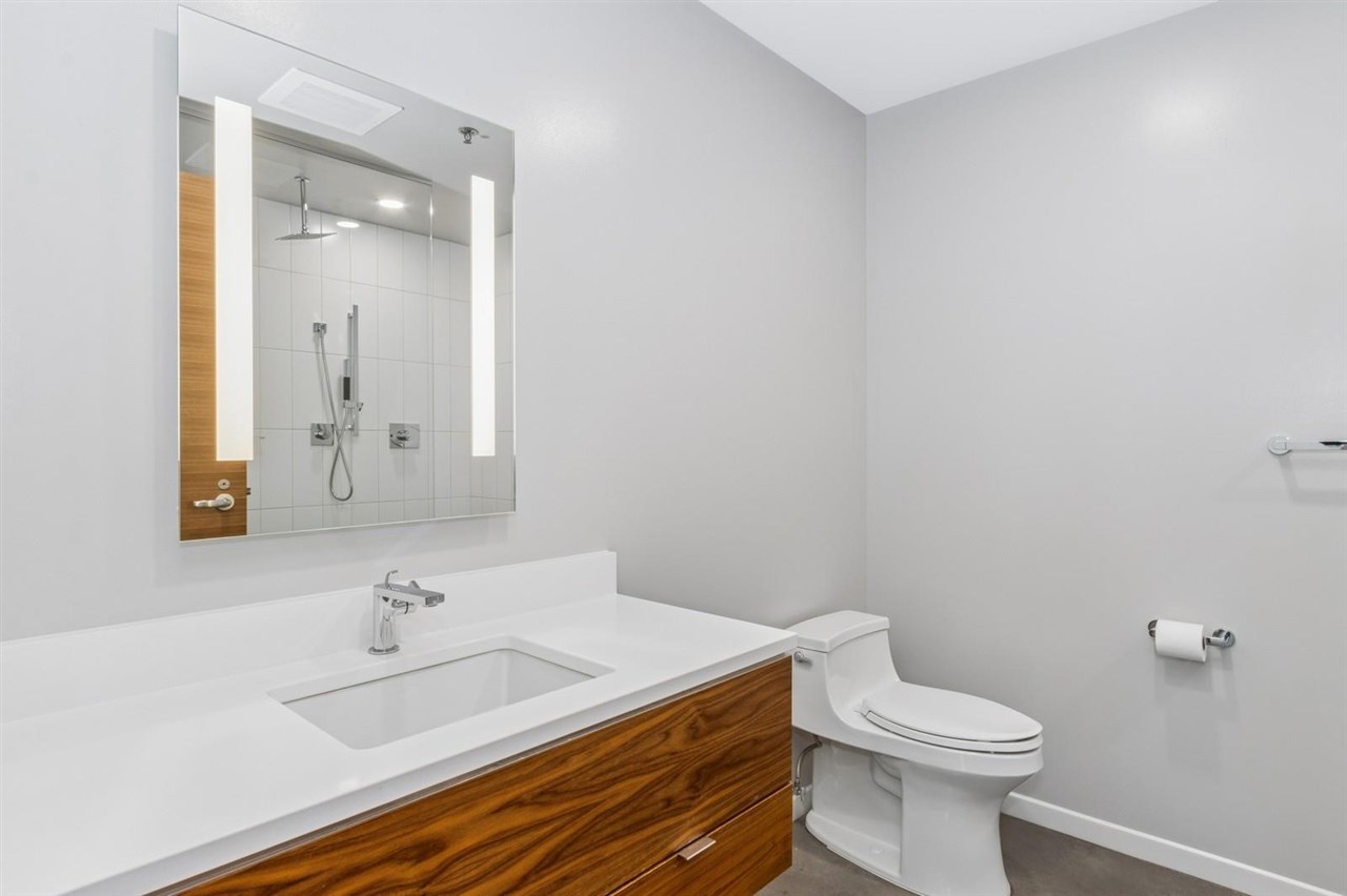 404 E College St Unit: No. 1101 + 1102